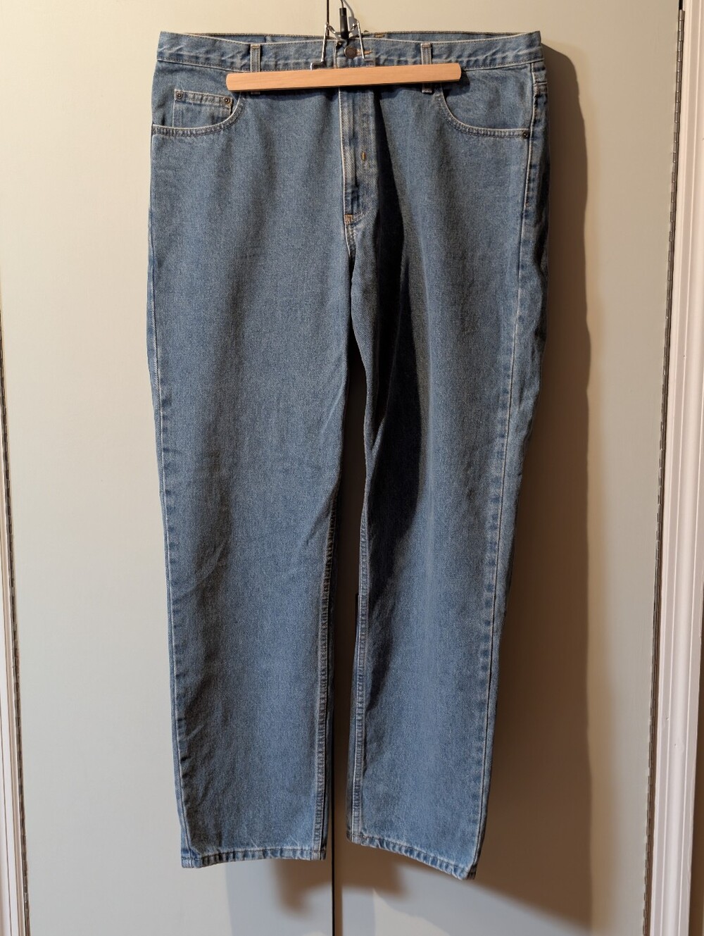 Member's Mark Men's Classic Relaxed Fit Light Blue Jeans 38x32